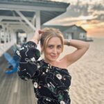 Sasha Alexander Instagram - Officially Nantucketeers. ⛵️🌞