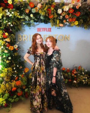 Sasha Alsberg Instagram - Dearest Readers, I went to the @netflixuk Bridgerton event and it was a ball 💕 cannot wait for season 3 and all the #Polin love! #bridgertonnetflix #bridgertonseason3 
Dress: @aclotheshorse’s GLORIOUS dress from @selkie