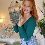 Sasha Alsberg Instagram – FRACTURING FATE IS HERE (at least for me, but soon it will be with you too on the 15th!) 💚🧡💚🧡💚🧡

So surreal. So many emotion. So so happy. Thank you all for supporting my books. A dream come true! 
@inkyardpress @harpercollinsch 
#authorsofinstagram #fracturingfate #breakingtime #projectred