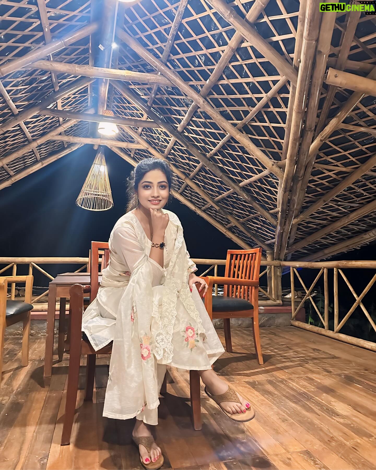 Sasmita Piyali Sahoo - 7K Likes - You can’t spell awesome without ME😉❤️..
.
.
#picoftheday #positivity #light #night #attitude #love #live #life #odiagirl #actress #beautiful #white #vibes #peaceful #mind #beyou #instagram #sasmitapiyalisahoo