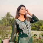 Sasmita Piyali Sahoo Instagram - କିଏ ସବୁ ଏବେ ଅନ୍ଯମନସ୍କ ଅଛ ହାତ ଟେକ🙋🏻‍♀️? #trending #anyamanaska #viral #odiasong #reels #romantic #love #reelitfeelit #reelsinstagram #reelsindia #instagram #sasmitapiyalisahoo