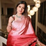 Sasmita Piyali Sahoo Instagram - तोसे नैना लागे पिया सांवरे नहीं बस में अब ये जिया सांवरे मोहब्बत तो एक जावेदा जिंदगी है❤️💫… . . #picoftheday #saree #love #photoshoot #lights #indiangirl #indianattire #odiagirl #actress #expression #live #beautiful #happiness #eyes #vibes #instagram #sasmitapiyalisahoo