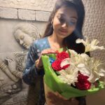 Sasmita Piyali Sahoo Instagram - Like a flower, be soft, loving, kind and beautiful, but never lose the courage to bloom💐❤️… . . #picoftheday #flowers #beautiful #smell #divine #pure #kind #delicate #odiagirl #actress #pretty #smile #lights #feelit #love #live #life #bloom #instagram #sasmitapiyalishaoo