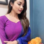 Sasmita Piyali Sahoo Instagram - In case you needed a new lockscreen😉… . . #picoftheday #simple #smile #expression #shy #love #flowers #odiagirl #actress #vibes #happiness #positivity #beyou #live #beautiful #life #instagram #sasmitapiyalishaoo