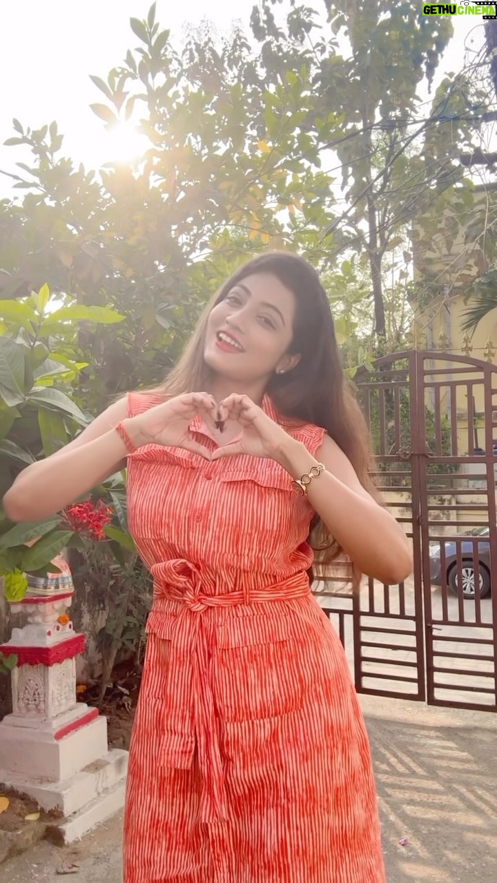 Sasmita Piyali Sahoo - 20.3K Likes - Mora mana udi jae re🧡…
@antaraofficial nd @pragyan_hotaa u guys stole my heart💗..
#reelitfeelit #reelsindia #reelsinstagram #odiasong #trending #odiagirl #actress #love #expression #nostalgic #instagram #sasmitapiyalisahoo