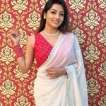 Sasmita Piyali Sahoo Instagram - An elegant way to define my boldness❤️🔥… . . #picoftheday #saree #boldness #smile #white #love #odiagirl #actress #beautiful #elegent #peace #pretty #beauty #defination #focus #vibes #pose #whitesaree #indianlook #instagram #sasmitapiyalisahoo