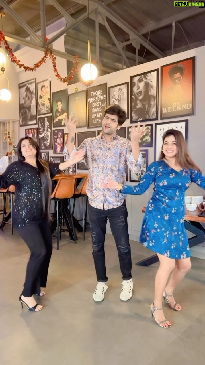 Sasmita Piyali Sahoo - 21.6K Likes - Blooper of the Year #Anyamanaska ❤️🤣
@jesyysamal ❤️ @swayammusic ❤️
#reelsinstagram #reelitfeelit #reelsindia #trending #viral #odiasong #funny #actress #singer #swayampravashpadhi #jessysamal #sasmitapiyalisahoo