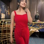 Sasmita Piyali Sahoo Instagram - Look at me, not at the caption😉🫶🏻.. . . #picoftheday #red #vibes #smile #lights #love #live #life #positivity #beautiful #odiagirl #actress #behappy #pretty #happiness #instagram #sasmitapiyalisahoo