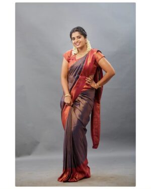 Sathya Devarajan Instagram - Happy Vishu and Tamil New Year to you! May the coming year bring you joy, prosperity, and abundance 🤗❤️
.
.
.
.
#sathyadevarajan #tamilnewyear #vishu #tamilactress #sarees #edhirneechal #suntv #tamilponnu #trending