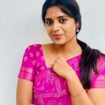 Sathya Devarajan Instagram - Can I be your forever “உன்னவள்” in ur fantasy love story ? ❤️🫶🥹 Saree : @trendingwithmathi 😇 . . . . #sathyadevarajan #tamilponnu #suntv #aadhirai #tamilactress #saree #ethirneechal