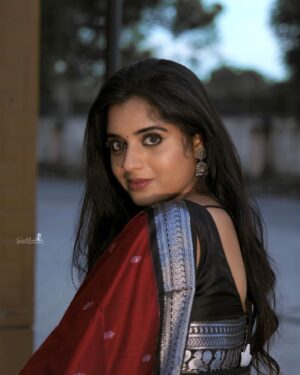 Sathya Devarajan Instagram - Did you celebrate Valentine’s Day? If yes cool 😃
If No, Worried about not having a valentine to celebrate? 

You are MISSING OUT. 

The Only person that don’t ditch you and you can always rely on is YOURSELF ❤️ 
Not every fancy relationships that you see on social media lasts! Remember the only valid and beautiful relationship is that you have made with Yourself. So Make sure you celebrate YOU this day ❤️

And to all of you who have been giving me so much love all these years, Happy Valentine’s Day! You all mean a lot to me.
I love you all 💙🫶
.
.
.
.
#valentinesday #happyvibes #sathyadevarajan