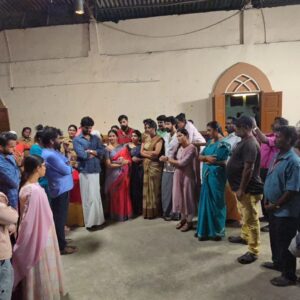 Sathya Devarajan Instagram - The ending we all didn't deserve, we all didn't even dreamt  of ! 😭🫶🥲 Still haven't recovered from yesterday's final byes and cries... I know how each and every artist, every technician has put in so much efforts in making ethirneechal into a masterpiece! My heartfelt thanks and hugs to each one of you! ❤️🫶🫂🤗 

Iam still processing what has happened yesterday and I am pretty sure it's gonna take a lot of time to come out of this. 

But Thank you to the Universe, @thiruselvamvelusamy
and vidya mam for giving me such a big oppurtunity.. For giving me Aadhirai ❤️ And thank you @dop_sandy_santhanam sir for showing Aadhirai bold and beautiful through your lens ❤️

.
.
.
.
.
 #ethirneechal #aadhirai #endings