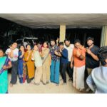 Sathya Devarajan Instagram - 2 years of edhirneechal ❤️ Cheers to the whole team 💃🏻 @kaniha_official @priyadharshinikishoreneelakndn @haripriyaa_official @actorkamalesh @vibhuraman @madhumitha.h_official @sabari.prasanth @_.rithikrr._ . . . #ethirneechal #suntv #celebration