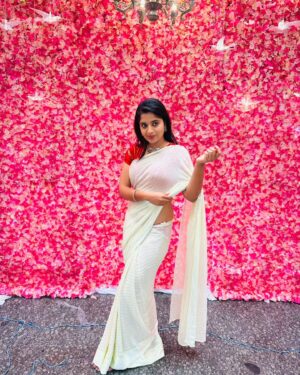 Sathya Devarajan Instagram - Saree state of mind !! ❤️🫶🤗 Saree : @classicthreads2023
.
.
.
.
#sathyadevarajan #trending #tamilactress #saree #tamilponnu #ethirneechal