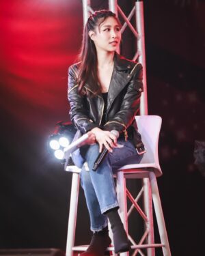 Satida Pinsinchai Instagram - พิธีกรคนนี้เป็นของคุณนะ 😚🎤 #mcaimsatida 
Thank you for having me as the MC for the press conference of Reality “เด็กฝึก”, Project Sync, and Apollo the series. I’m really looking forward to all the exciting lineup! 
Cr. Iampla