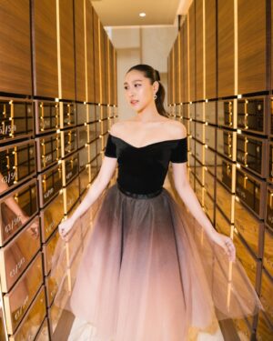 Satida Pinsinchai Instagram - Wrapped in luxury, dressed by Poem, stepping into fantasy✨💖thankyou so much  @poem_official @poemcouture @sean_poem 
Makeup @yiim_makeup 
Hair @ninlagar 
📸 @ixnore 
#mcaimsatida