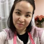 Saule Yusupova Instagram - Заехала в гости к родителям❤️ Вкусно поела Выкинула тонну просроченных лекарств Помылась в бане Выспалась Всем этого желаю❤️ Из веселого: Родители взяли котенка и назвали его Сюрприз. (Я не в курсе была) Как я обосралась когда шла по двору и мама из дома в окно начала орать:Сюрприз! Сюрприз!
