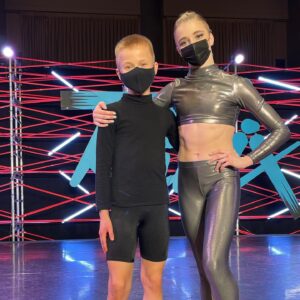 Savannah Kristich Instagram - This past week was the best week I’ve had in I honestly don’t know how long.  So many moments that I will never forget!
@radixdance gives me life.  That’s all I can say.  The best classes, with the best faculty and staff, who are invested in what they do.  I know I say it all the time but it’s so true.  I AM BLESSED to be surrounded by the most kind, caring, and insane people EVER!!!! @taliafavia and @crschwartz thank you for every second you spent with me over the past week and for just loving me for who I am.  I will NEVER be able to repay you for everything you both have done for me.  I love you both.  Thank you just isn’t enough! 🖤🖤 
.
.
DW: @joandjax 
.
.
#radix #radixdance #radixdanceconvention #danceontheedge #ontheedge #simplythebest #betterthanalltherest #dance #dancer #inspired #readytowork #somethingnewiscoming #itsgoingtobeepic #cantwait #soexcited