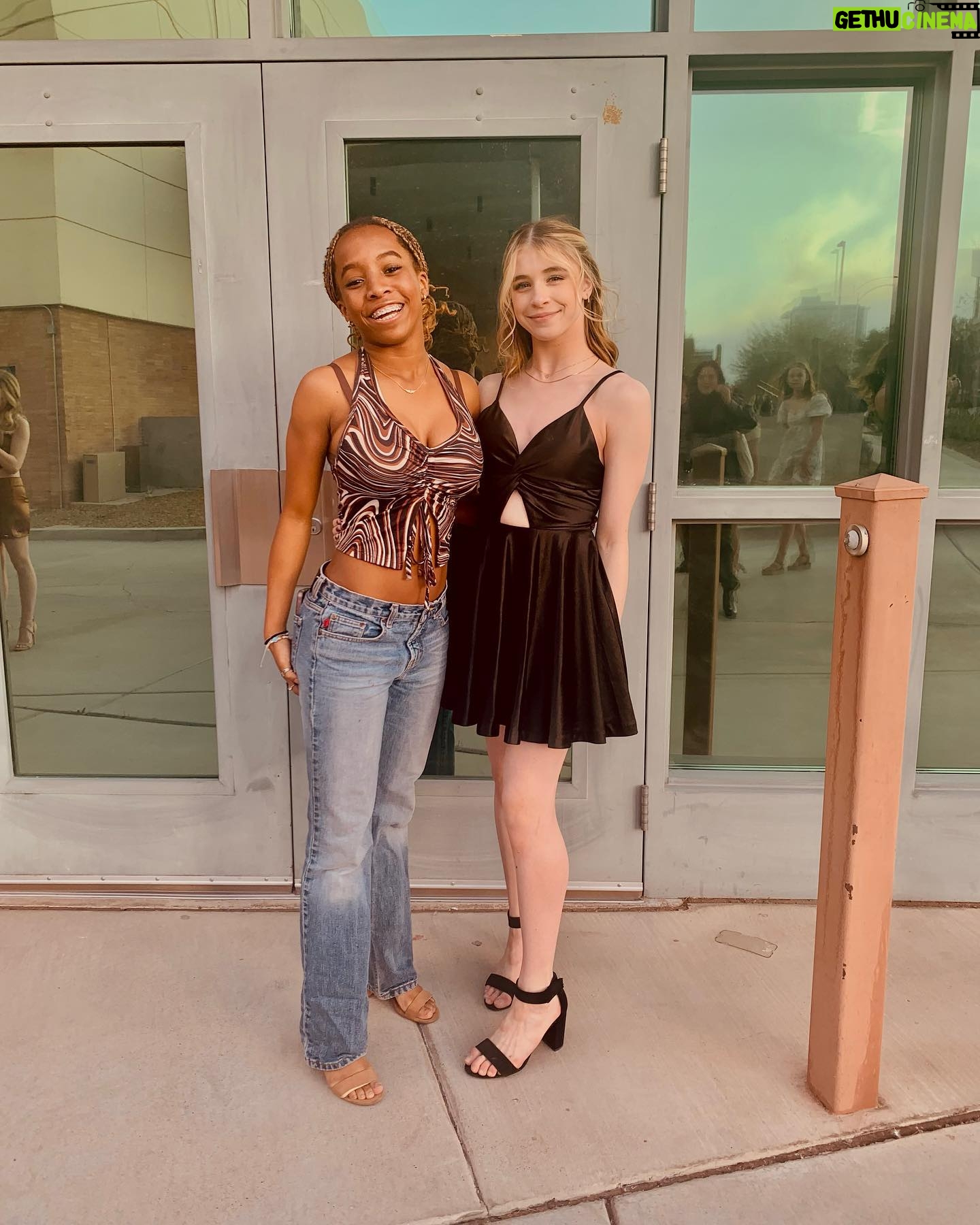 Savannah Kristich Instagram - THAT’S A WRAP ON SENIOR CHOREO ‘22! this year has been my first year back in regular school since elementary. i am so beyond blessed to be able to go to a school that allows us to create, perform, and truly dance. this school year has been so incredibly fun getting to meet new people, who i can now call close friends. thank you to all the dancers for giving it their all this weekend. the energy i felt was so empowering/uplifting, and was just… wow. lastly, thank you to all the senior choreographer’s, you guys did an incredibly good job making these pieces, and i can’t wait to see how far y’all go. im so inspired by the people surrounding me, and i love it here! cant wait for spring showcase! 🤍