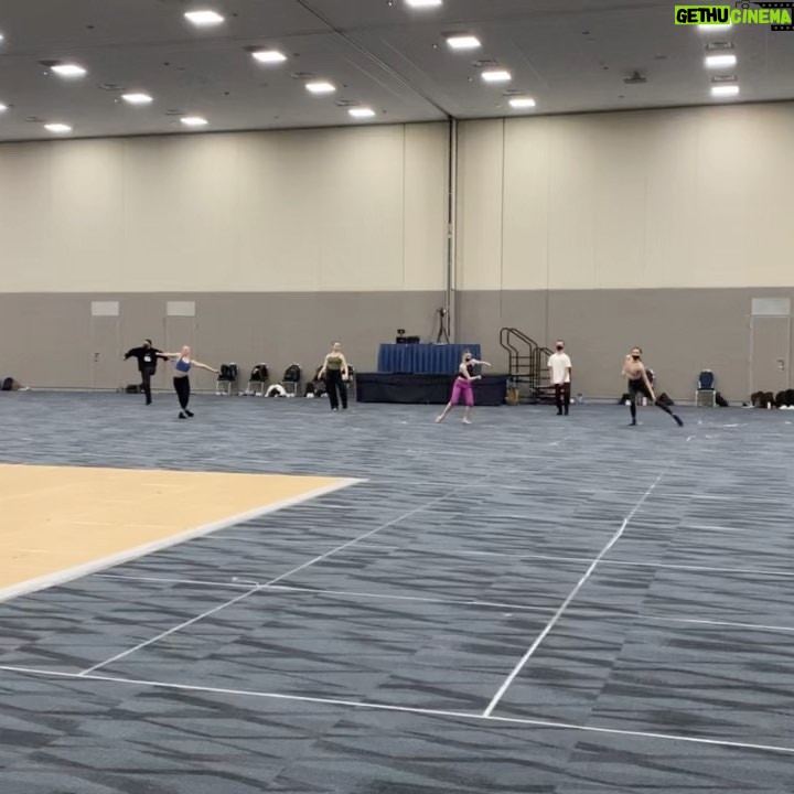 Savannah Kristich Instagram - @jumpdance / @24sevendance Anaheim was π₯π₯. Love this combo by @jaciroyal . I had so much fun dancing with my friends. Counting down the days until @radixdance / @jumpdance Seattle!β€οΈ . . . . #dance #BTF #breakthefloor #jump #jumpdance #24sevendance #dancer #jaciroyal