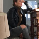 Sawsan Arsheed Instagram - الأمل في داخلي مازال ينبض بالحياة ...صباحكون أمل ❤️❤️❤️. #hope #love #peace #goodmorning #actress #syrien Thanks habiby @maximkhalil1 📷📷📷