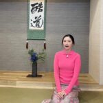 Saya Ichikawa Instagram - 酷道(酷い国道)を紹介する「酷ドライブ」、こんや放送です。初回は３大酷道の一つ、国道425号線を走破します！隧道、ダム、倒木、滝、とスリル満点でした。 お時間許す方はぜひご覧くださいませ ⁡ 8月15日 21:00〜21:55 BSフジ「酷ドライブ〜険しすぎて美しい国道の旅〜」 ⁡ #トップス @lautashi #スカート @leurlogetteofficial #ピアス#リング @graey_official #スタイリング @kanna_manabe #ヘアメイク @nozomi.hairandmakeup ⁡