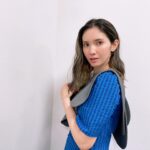 Saya Ichikawa Instagram - 上田と女が吠える夜！ 今回は 「推しに生かされてる人」 のテーマです。 鉄道マニア・ファン、テツオタでもなく「鉄道推し」という言葉に違和感を感じながらも、鉄道についてあーだこーだ語りました。 (私はハロプロ話の担当じゃなかったけど、衣装はしっかりあゆみんカラー。) 「鉄道推し」の単語を使い慣れてなさすぎで、広く「鉄道」ではなく、最初は鉄道の父の井上勝推しやジョージ スチーブンソン推し と答えてしまった… お時間許す方はぜひ。 ⁡ 日テレ 上田と女が吠える夜 〜夏の2時間SP 7月5日 21:00〜21:54 ⁡ 衣装は #ワンピース @baumundpferdgarten #ケープ @enfold_official #シューズ @tela9official #ピアス @chibijewels_jp #リング @e.m.__official 　　　　@thalatta___ #スタイリスト @西野メンコ さま #ヘアメイク @inoueshohei_hairmake ⁡ #ネイル は #朱色5号 と #クリーム1号 #誰にも気づかれなかった