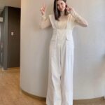 Saya Ichikawa Instagram - お薬を買いに立ち寄った薬局でボン・ジョヴィのBad Medicineが流れてくる不穏なスタートの月曜日。 開き直って省エネでいきます。 ⁡ 写真は、生放送で着用してあげそびれた 衣装たち→ ⁡ １、2枚目 「土曜はカラフル」 #ワンピース @laloh_official #ピアス @somnium_22 #リング @lanaswans_official ⁡ ⁡ 3,4 枚目 NHK ハートネットTV 「みんなの選挙」生放送 #トップス @stumbly.official #スカート @ganni #ピアス,リング @manarosa_jewel @mandassociates #シューズ @chuclla_official ⁡ 5,6枚目　NHK 「ロボット新世紀」 #オールインワン @laloh_official #リング @lanaswans_official @somnium_22 #サンダル @w_and__m ⁡ みなさんも無理せず！