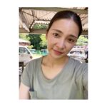 Sayaka Akimoto Instagram - こんにちは。 最近は、山中で撮影しております。 舞台やスタジオ撮影でなかなか外に出られなかったので、夏を満喫できて嬉しいです。 皆さん、優しく受け入れて下さり、のびのびやらせて頂いてます。 基本的に外ロケなので、いい感じに日焼けしてきました🌞 ただ、暑すぎる！ので皆様体調管理にはお気をつけ下さいね。 感染者も再び増えてきておりますが、過度に怯え過ぎず、正しく恐れ、日々楽しく過ごせたら、と私は思ってます。