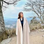 Sayaka Isoyama Instagram - 先日 NHK『あさイチ』さんに出演させていただきました！ 今回は奈良県にもロケに行かせていただき、 素敵なお菓子や場所に触れる事ができました。 奈良県は好きで、ひとり旅でも行きます。 また行く日を楽しみにお仕事頑張ろう！！ スタジオ 靴 @modaclea 奈良ロケ コート　@strawberry_fields_official スカート　@noela_official