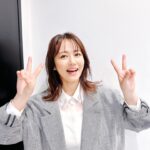 Sayaka Isoyama Instagram - 本日OA 『櫻井・有吉THE夜会』 大谷選手のレアグッズを見られて興奮しました！ ブラウス @noela_official オールインワン @cepica_official