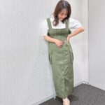 Sayaka Isoyama Instagram - けっこう前の放送でした、、、 テレビ朝日系「好きな麺チェーン店ランキング」 一位予想が的中したり 美味しい麺料理をたくさん食べられて幸せな収録でした！ カーゴワンピース @vis_jp パフTシャツ @chonofabrics イヤリング、リング @cocoshnik_official シューズ @dianashoespress