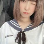 Sayaka Kanda Instagram – ちなみにさっきの写真セーラー服じゃないですTシャツです。笑
黒のワイドパンツと合わせてました。
#miumiu