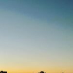 Sayaka Kanda Instagram – 不甲斐なくて後悔で哀しくて、聴けなかった曲が、やっと聴けた。
こればかりだったのに今日まで歌えることもなかった。
新たに引き締まる気持ちもあるけれど、時薬に頼り過ぎることなく、今度こそ誠実に向き合いたい。