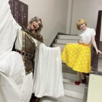 Sayaka Kanda Instagram – 載せきれていなかった帝劇でのお写真！
げんげんイズミルと。
わたしお衣装がまだ完成系じゃなくすみません💦
元基背がおっきい！笑
#王家の紋章
#平方元基
#イズミル
#キャロル
#ヒーローどっち推し？
