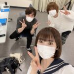 Sayaka Kanda Instagram – 歌稽古でついにメンフィスキャロルが揃いました!
健ちゃんと海宝さんと。
新参者ですがご指導ください、宜しくお願いいたします。
#浦井健治
#海宝直人
#王家の紋章
#セーラー服じゃないです