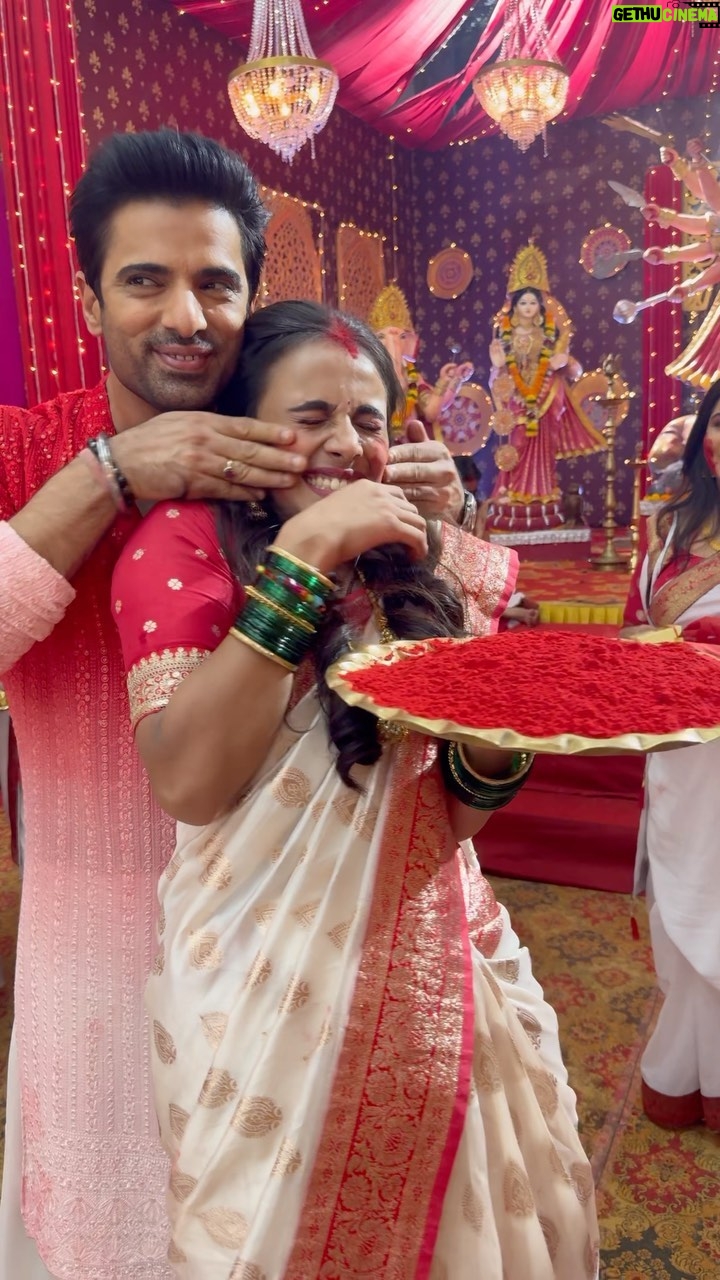 Sayali Salunkhe - 14K Likes - Ishq nahi Kiya toh Kya kiya …pyaar toh Sab karte hain ❤️ 
Some beautiful moments for our upcoming episode. Stay tuned to rise in love with #kuvan 
@starplus 
#baateinkuchankaheesi