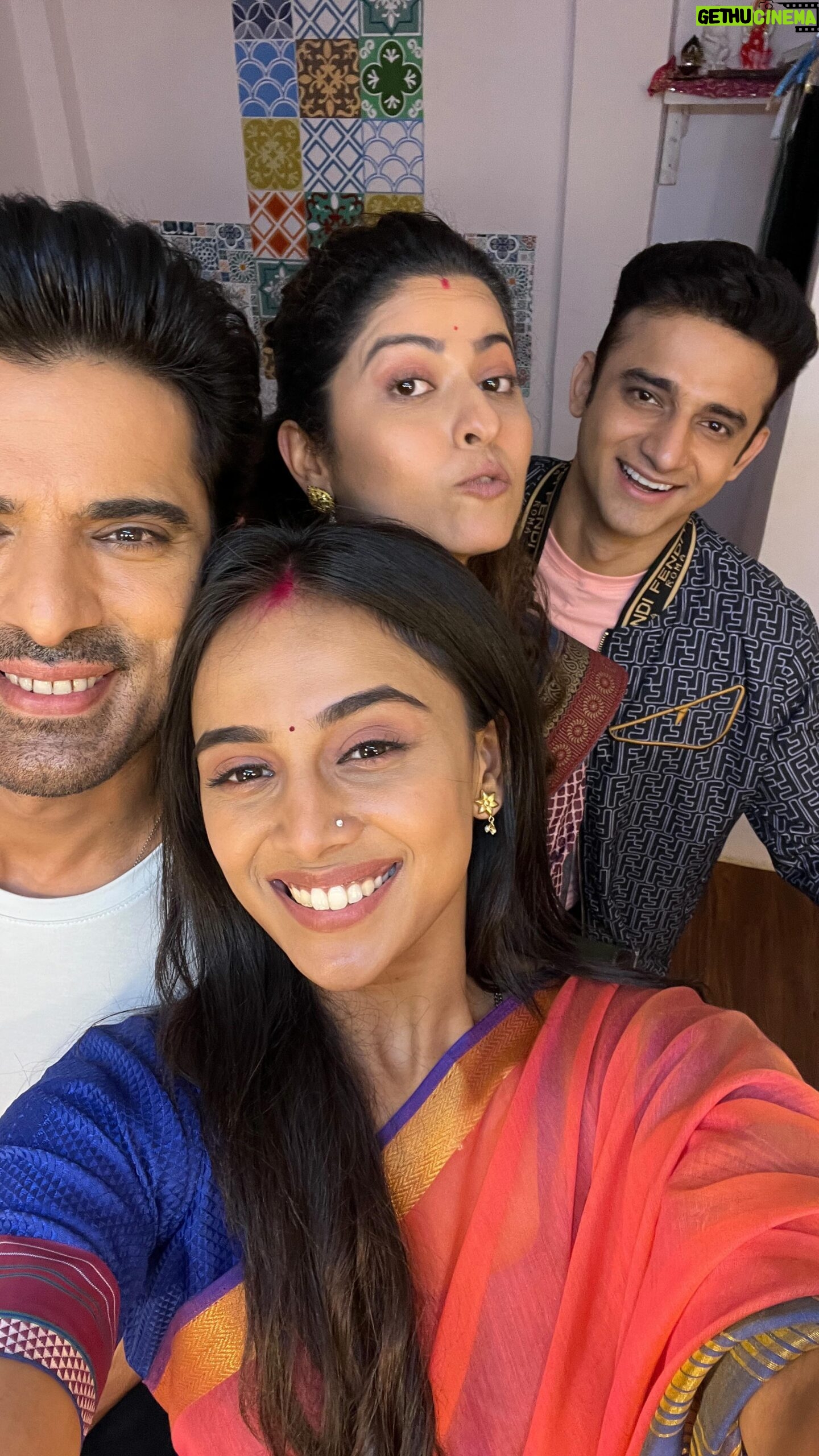 Sayali Salunkhe - 14.5K Likes - When you find the people you can be yourself around 
#pyaar 

#baateinkuchankaheesi #starplus #dkp #love