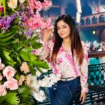 Sayantani Guhathakurta Instagram – “Garden of life ” …..
@shalini.srivastava1976 birthday bash 😍..
Swipe left ◀️

Click – @sanjib_sadhukhan 

#birthdayparty #friendshipgoals  #galsgang #latepost #recentthrowback #lastsunday