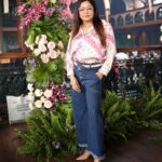 Sayantani Guhathakurta Instagram – “Garden of life ” …..
@shalini.srivastava1976 birthday bash 😍..
Swipe left ◀️

Click – @sanjib_sadhukhan 

#birthdayparty #friendshipgoals  #galsgang #latepost #recentthrowback #lastsunday