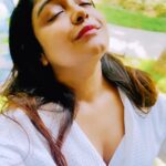 Sayantani Guhathakurta Instagram - Good morning 💚 @ibiza_the_fern_resort_and_spa #closetonature #awsmmorning #lovethis #reelme #withoutmakeup #reels #reelvideo #friendshipgoals #reelsinstagram #reellove #reeitfeelit #reelkarofeelkaro #reelkorbofeelkorbo #boireeltime #trending