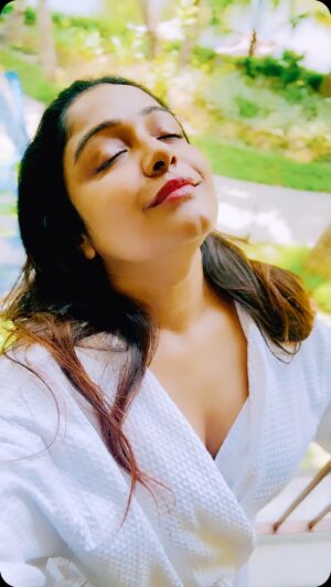 Sayantani Guhathakurta Instagram - Good morning 💚

@ibiza_the_fern_resort_and_spa 
#closetonature  #awsmmorning  #lovethis  #reelme #withoutmakeup #reels  #reelvideo #friendshipgoals #reelsinstagram #reellove 
#reeitfeelit #reelkarofeelkaro #reelkorbofeelkorbo #boireeltime #trending