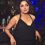 Sayantani Guhathakurta Instagram – Hello Saturday!!🖤🖤🖤….
Photographer – mohit_essence
Mk up n hair – @rupsmagicbrush
Location – @holidayinnkolkataairport
Video – @surjaphotography
#reels #reelvideo #friendshipgoals #reelsinstagram #reellove
#reeitfeelit #reelkarofeelkaro #reelkorbofeelkorbo #boireeltime #trending