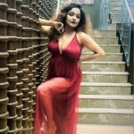 Sayantani Guhathakurta Instagram – Come to me ….. ❤️
Mk up n hair – @rupsmagicbrush
Location – @holidayinnkolkataairport
#reels #reelvideo #friendshipgoals #reelsinstagram #reellove
#reeitfeelit #reelkarofeelkaro #reelkorbofeelkorbo #boireeltime #trending
