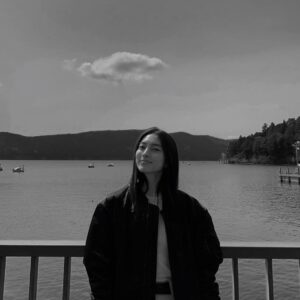 Sayu Kubota Instagram - 私は元気です✌︎皆様はお元気でしょうか。

いよいよ来週からは、ドラマ「寂しい丘で狩りをする」がテレビ東京にて放送スタートいたします。
地上波を待機して下さった皆様、もうすぐです。是非ご覧ください！