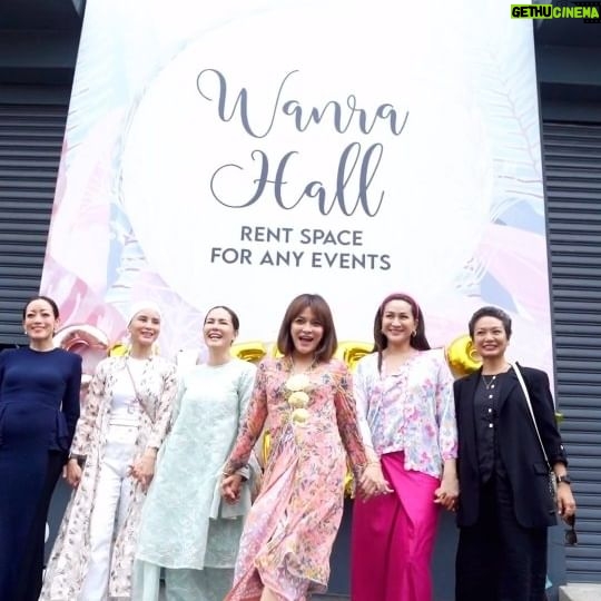 Sazzy Falak Instagram - Put 7 emcees/ singers/actresses and their friends together you get... 3 hours of non stop laughter and fun! @celepetscare Raya 2024 Part 1 (There is so much footage there WILL be another vid showing why we have been doing this for the last 15 years and will continue to do so for as long as we are able to). First ... this wouldn't have been possible without the following Main Sponsor @reskills_global Goodie Bags @vitahealthmy @farmfreshmilkmalaysia @sayurkitaasia @happymayseafood @hazelsbites @wellsen_official Childcare, Floral, F&B, and Desserts Sponsors @kiddocaremy @raspberry_ribbons @dtandoorofficial @haos.ek @anis_permin @cakesbynatalia @dadih.ala.aiskrim Entertainment and Photography Partners @atiliaharon @salamiah_hassan @mimiflyyy @ainramli @alifhadi @xenorocks @thephotographer_my