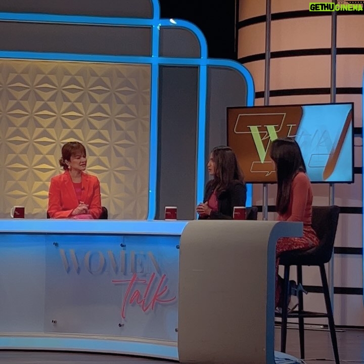 Sazzy Falak Instagram - Episode 5 and 6 of @womentalktv3 Ep 5 talks about self defense for women, not just in terms of physically but also mindset. Our guests were the lovely @izzanasalleh, Co-Founder of @girls4girlsmalaysia and Benny Farok, Co-Founder of @shefights.my In episode 6, the topic was “Young Moms - navigating through the journey of parenting” and our fun guests were the effervescent @nadiahalim.dziobkowska and Shalini Subramaniam. Don’t forget to catch Women Talk every Saturday, 5pm on @tv3malaysia