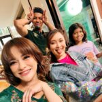 Sazzy Falak Instagram – Right before Ramadhan month started, we completed a telemovie shoot with @mermaidstudios called #TerpalingDrama that will be aired on Astro during Syawal. My second time this past two years working with my awesome Adik @liyanajasmay as the director. Always a joy to be on set with the team. Met @nurel_baharin for the first time and instantly loved her bongok self 🤣 Second (or was it third?) time working with @mustaqimbahadon and I had a hard time containing my laughter when he did his comedic scenes. Susah betul nak tahan gelak!
.
Here’s a carousel of photos with everyone that I could snap a photo with. Everyone was so much fun to be with and boy, did we all have fun on set 😍

#astro #telemovie #telefilem #sazzyatshoot #mermaidstudios