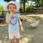 Scarlett Hefner Instagram - Flower picking, baby animals & cake pops. We celebrated Betsy’s move up to her new class at daycare with a trip to the Farm. 🐷🍭🐐💐