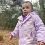 Scarlett Hefner Instagram - Daddy whispers—“Betsy, stay still… There’s something behind you.”